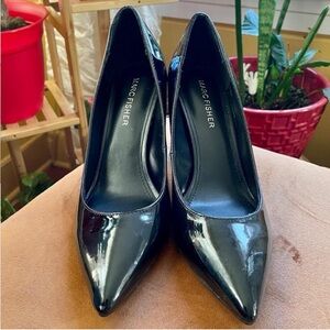 Marc Fisher Shoe Size 6.5 Black Patent Leather Pointed Toe Block Heel Pumps
